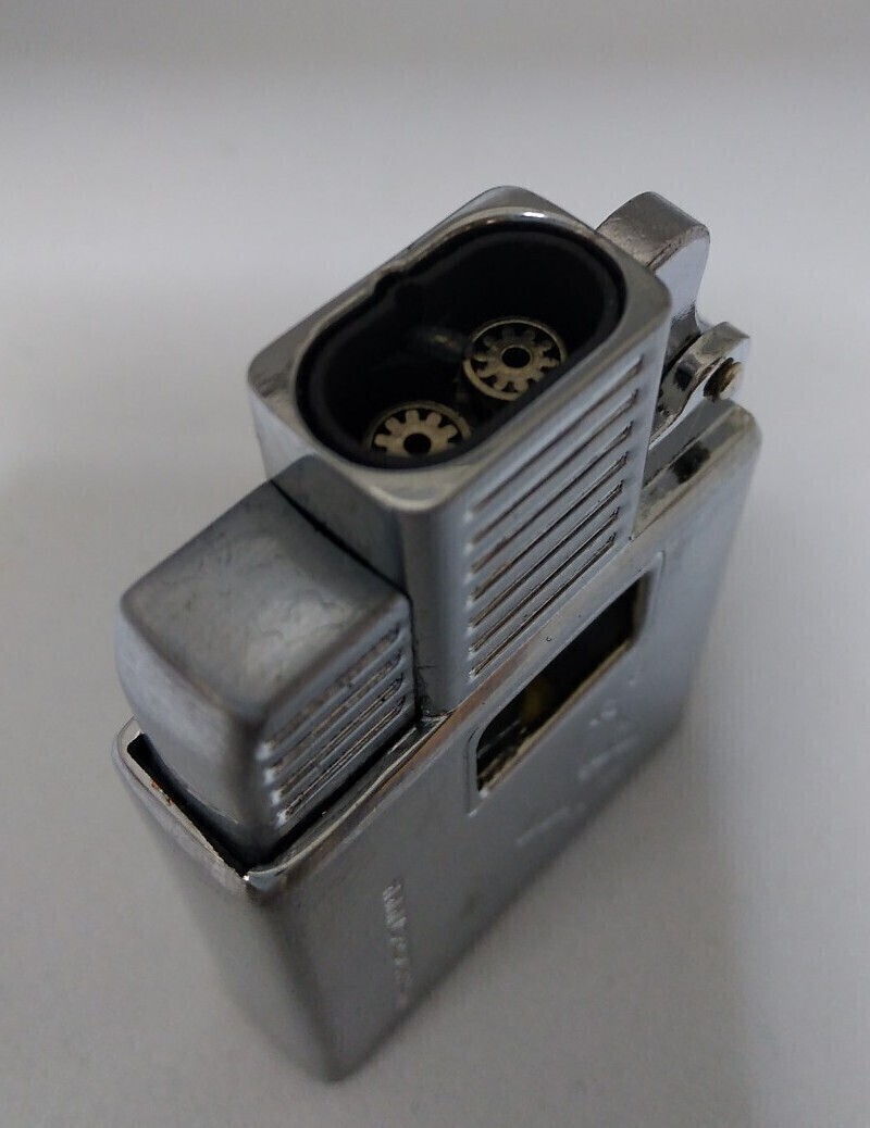 シルバー・インサイドユニットのみ・ガスライター・ダブルターボ・新品・海外で大人気・国内発送拍卖