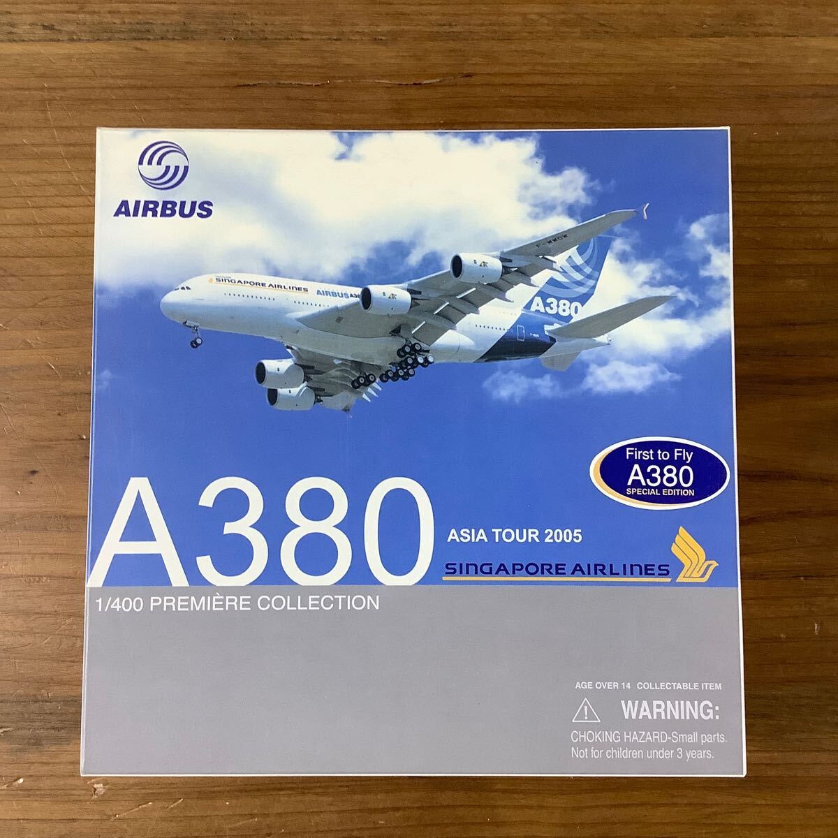 エアバスA380 1/400 ダイキャストプレーンモデル55880 シンガポール DRAGON拍卖