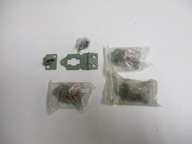 掛け金 鉄ヌリストロング掛け金 35ミリ レトロ マイナスビス付き 4ケで¥500から 拍卖