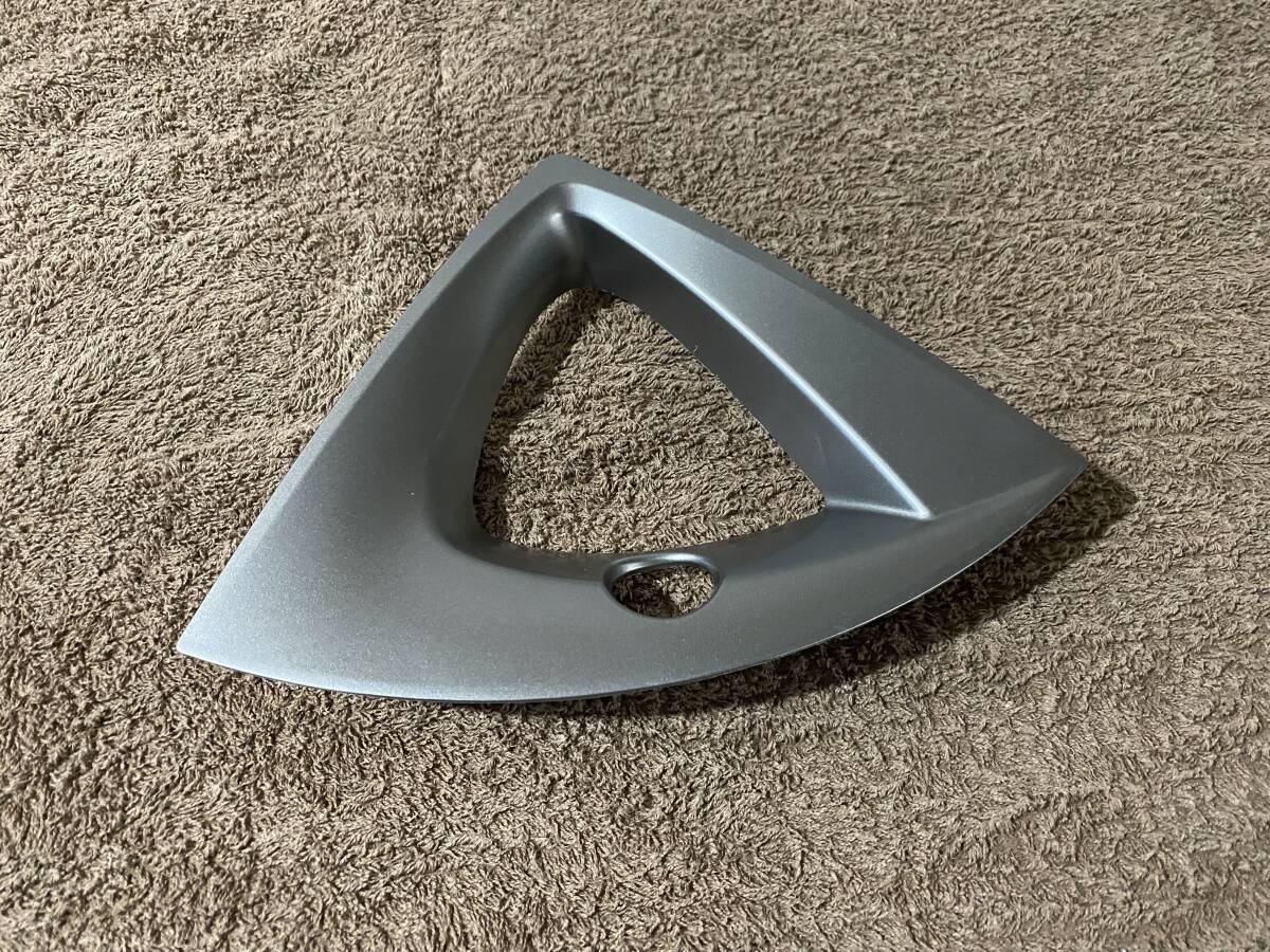 ★ ZVW50 プリウス 50系 純正 アクセントピース 1個 チタン調 ガンメタ 前期 ホイールキャップ カバー 新車外し 美品!バルブ穴あり★拍卖