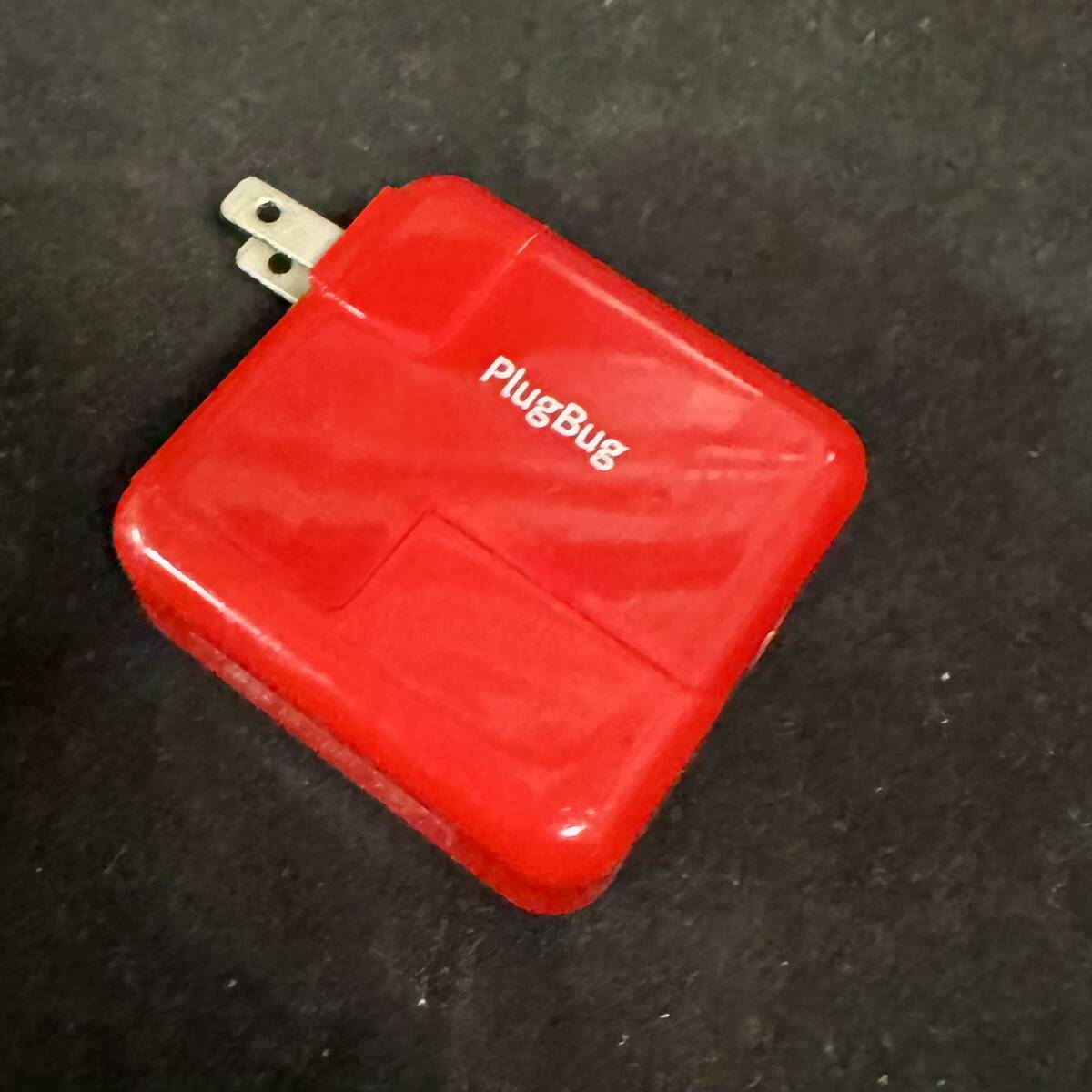 PlusBug MacBooKのACアダプタにUSBの充電ポートを追加拍卖