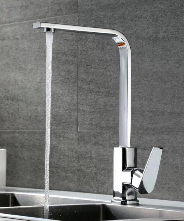 新作上質 キッチン蛇口 蛇口 混合水栓 360°回転 冷熱水対応 60cmホース付 台所蛇口 トイレ 立水栓 手洗い 洗面台 バスルーム シルバー拍卖