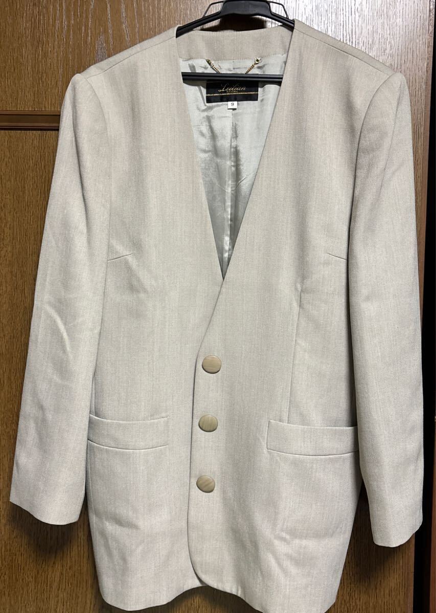 レリアン レディース 春秋ジャケット ノーカラー グレーよりのベージュ拍卖