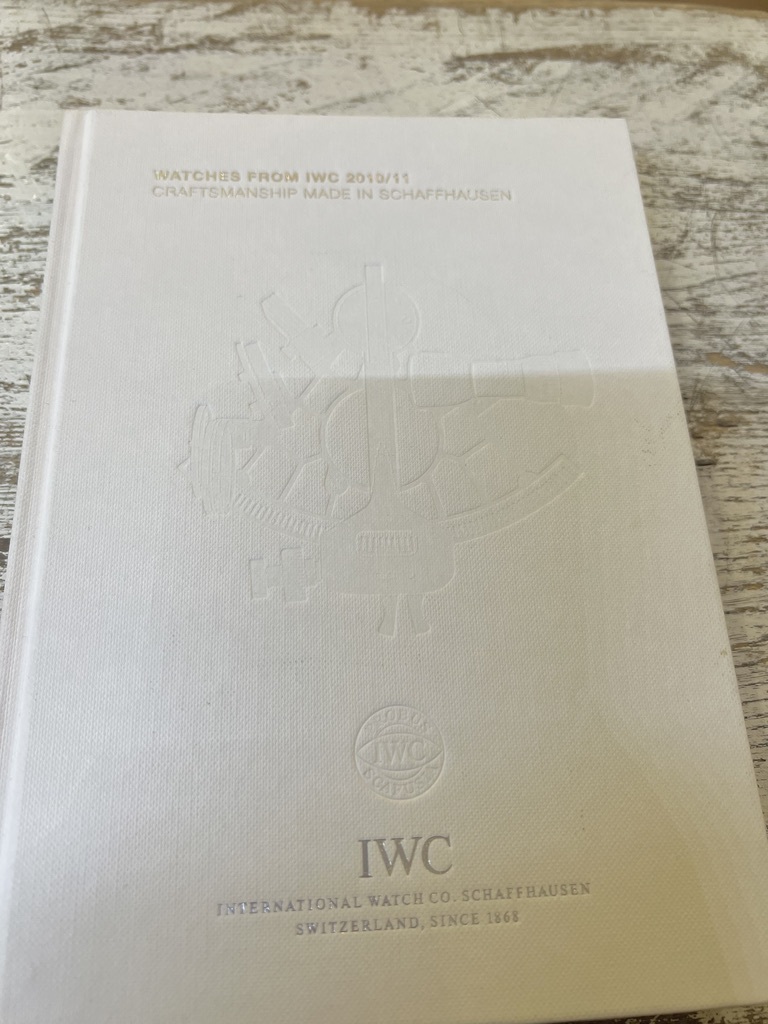 コレクション IWC COLLECTION 2010/2011年 2010/2011年度日本語版 時計カタログ ウォッチコレクション フルカラー 全255ページ拍卖