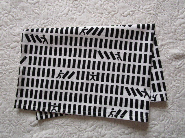 ハンドメイド★ランチョンマット40×60★ドミノ柄★給食用に★№42拍卖