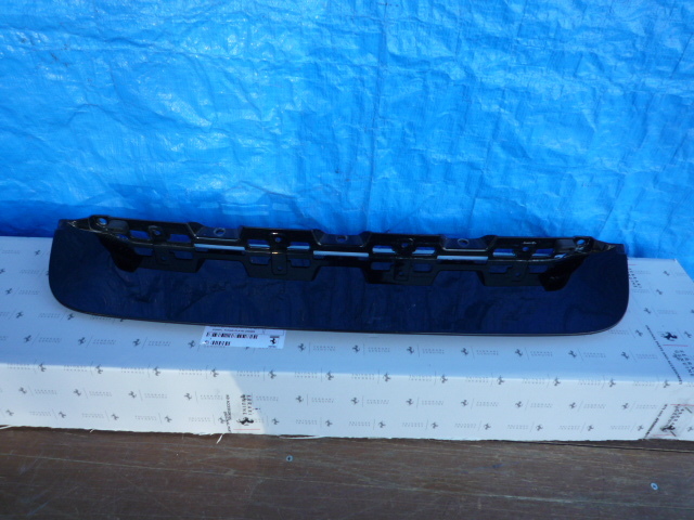 BH234 フェラーリ 458? トリム カバー 089072900拍卖