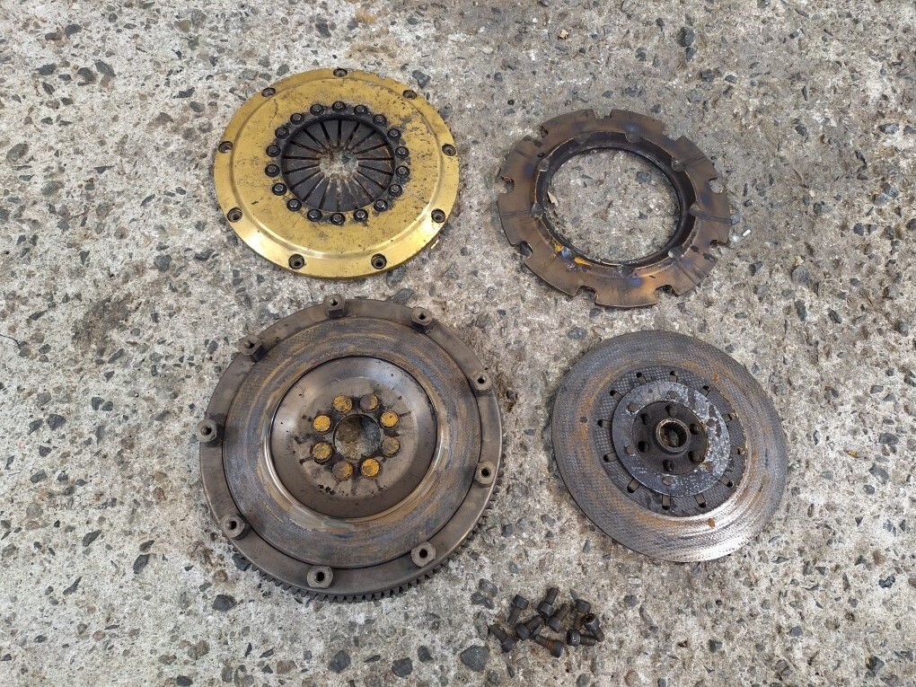 S13シルビア (SR20DET)用 社外カーボンクラッチ No.g3拍卖