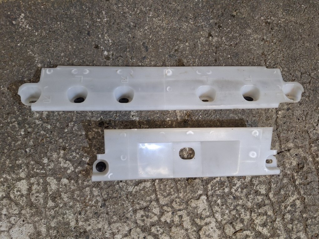 180SX、S13シルビア 用 右側ハーネスカバー内装 No.29拍卖