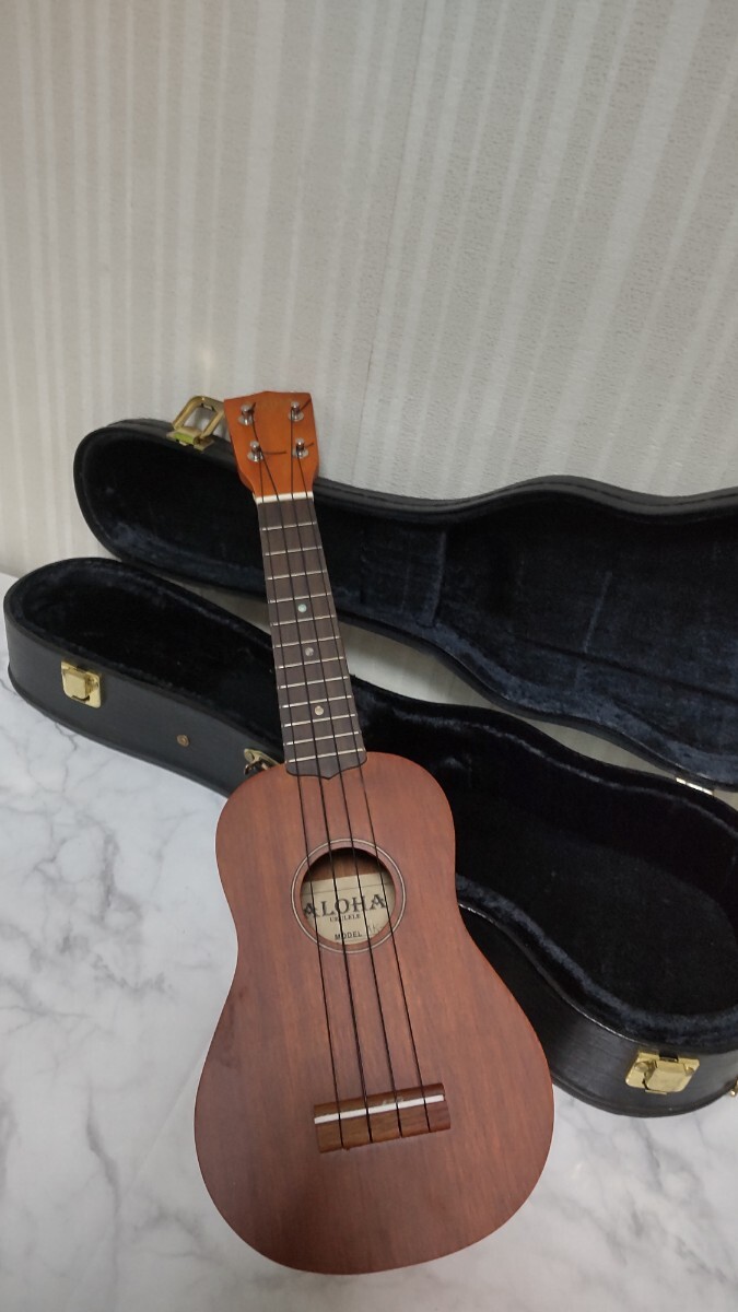 S1915 ALOHA ウクレレ/AK-601/ハードケース付き/付属品有り/アロハ 楽器 弦楽器 現状品 JUNK拍卖