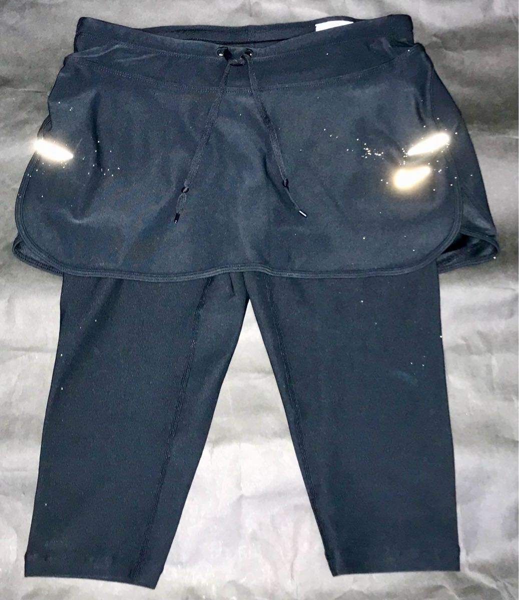 ナイキ★フィットネスパンツ スカート付き Sサイズ ブラック ランニング ウォーキング ヨガ ジム用に拍卖