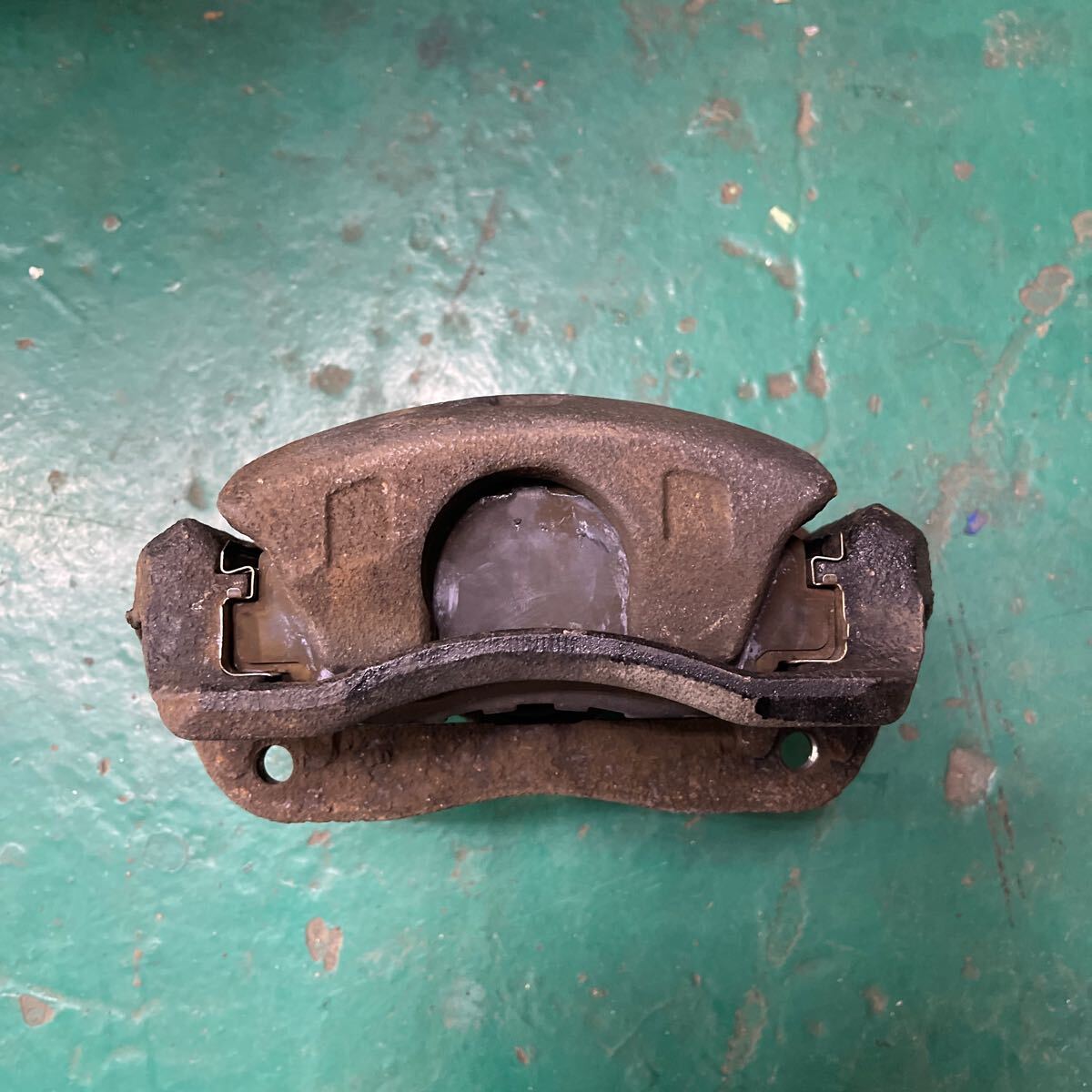 ホンダ ステップワゴン RK5 RK6 フロント 左 FL 左前 フロントキャリパー 片側 固着無し ブレーキ拍卖