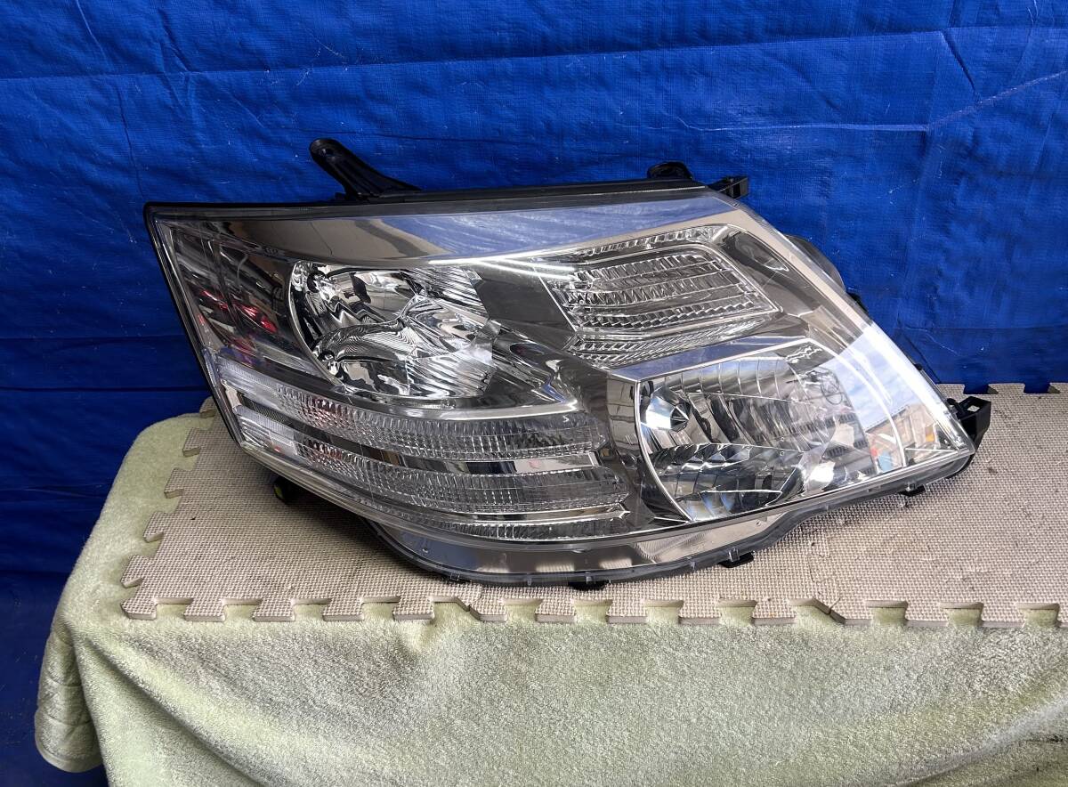 アルファード ANH15 ANH10 10系 H20年 右ヘッドライト ICHIKOH 58-15 HID 後期拍卖