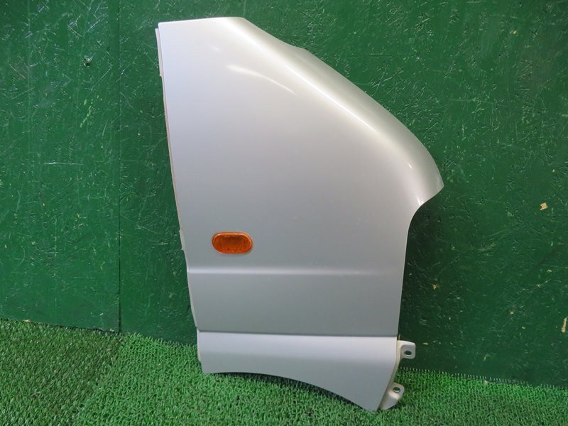 『psi』 マツダ DG62W スクラム ワゴン 右フェンダー Z2S シルバー H16年式拍卖