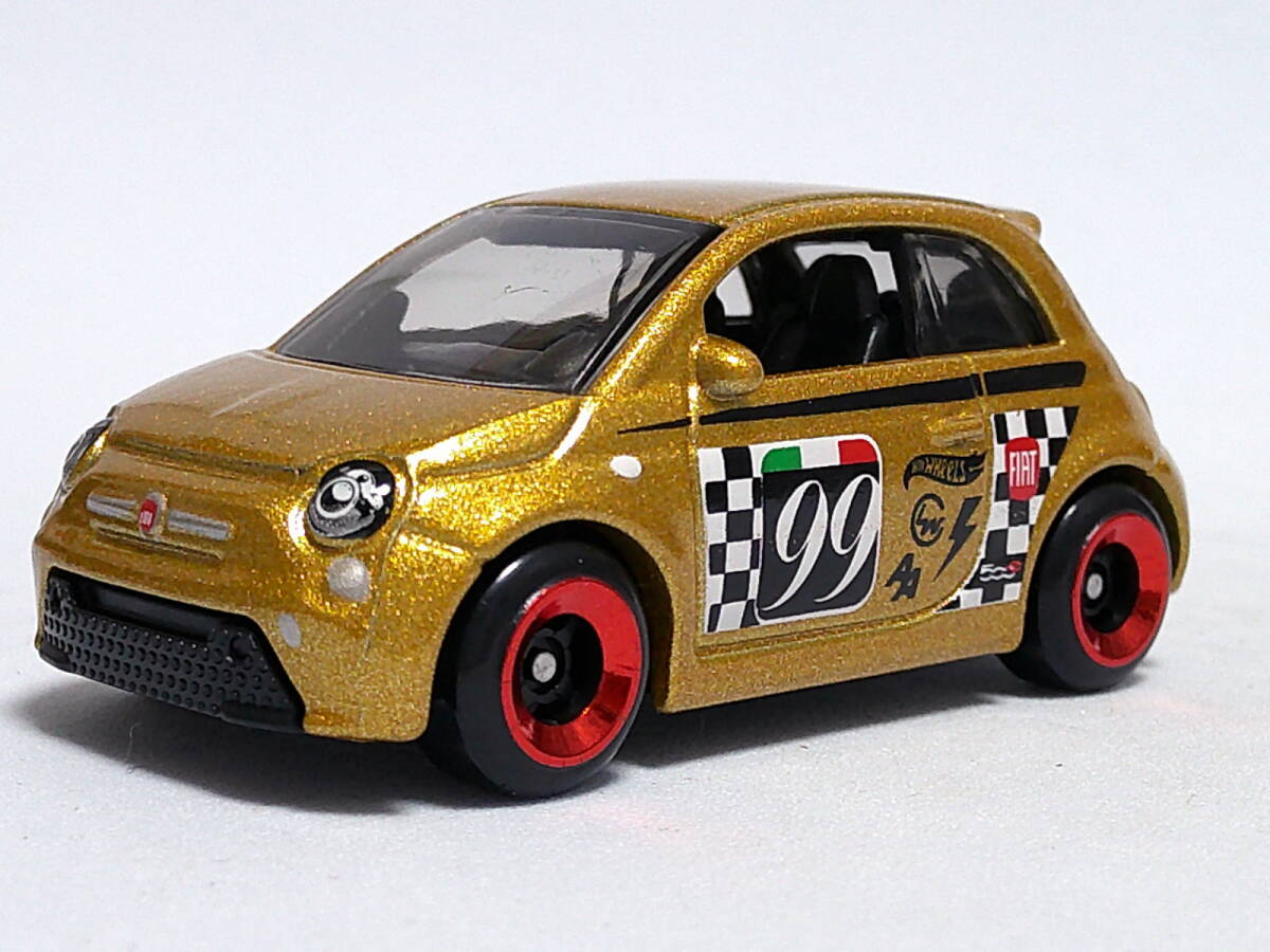 ホットウィール (金) フィアット 500e <ルース> Hot Wheels 拍卖