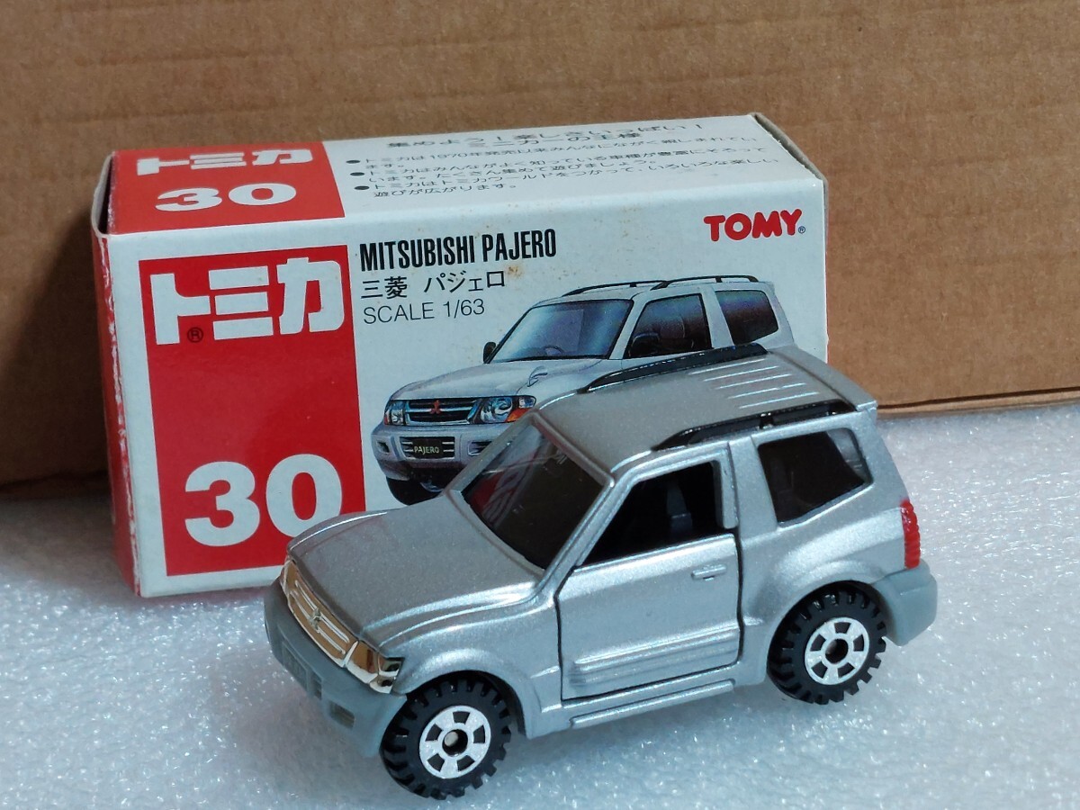 トミカNo.30 赤TOMY 三菱 パジェロ拍卖