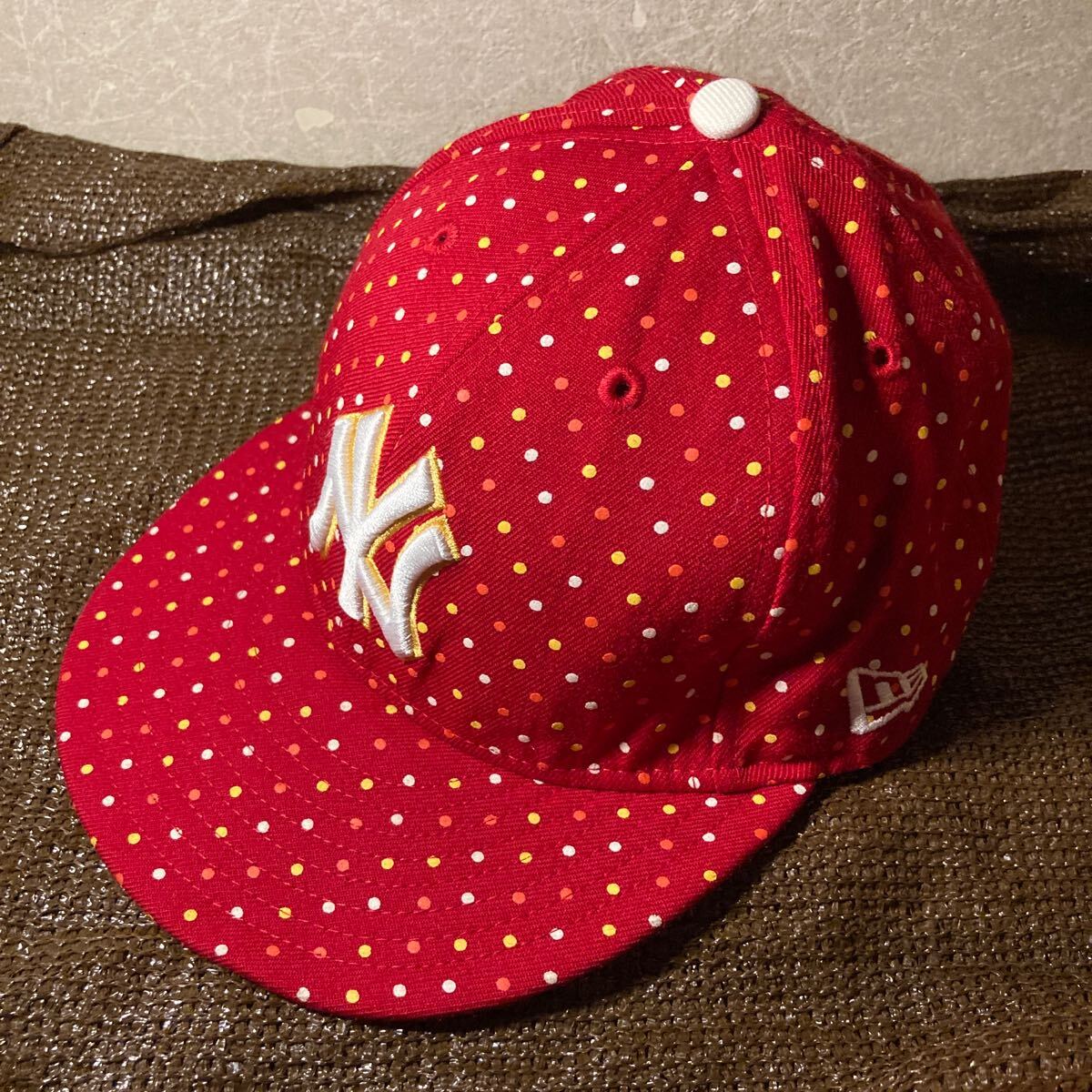 YK-2696 中古品 NEW ERA NY ニューヨークヤンキース NEW YORK Yankees 帽子 キャップ サイズ表記7 3/8 58.7cm 頭周り約58cm baseball 野球拍卖