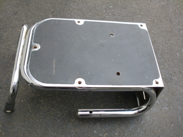 ハーレー リアキャリア オール鉄 ラゲッジラック 荷台 ナンバープレートマウント付き 多分FLHTC系 B拍卖