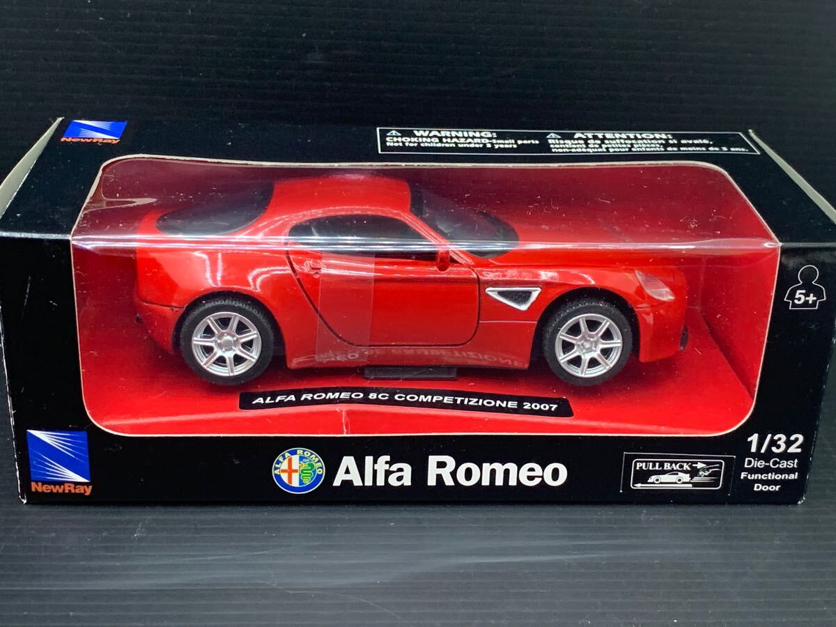アルファロメオ 8C 1/32 プルバックカー ミニカー拍卖