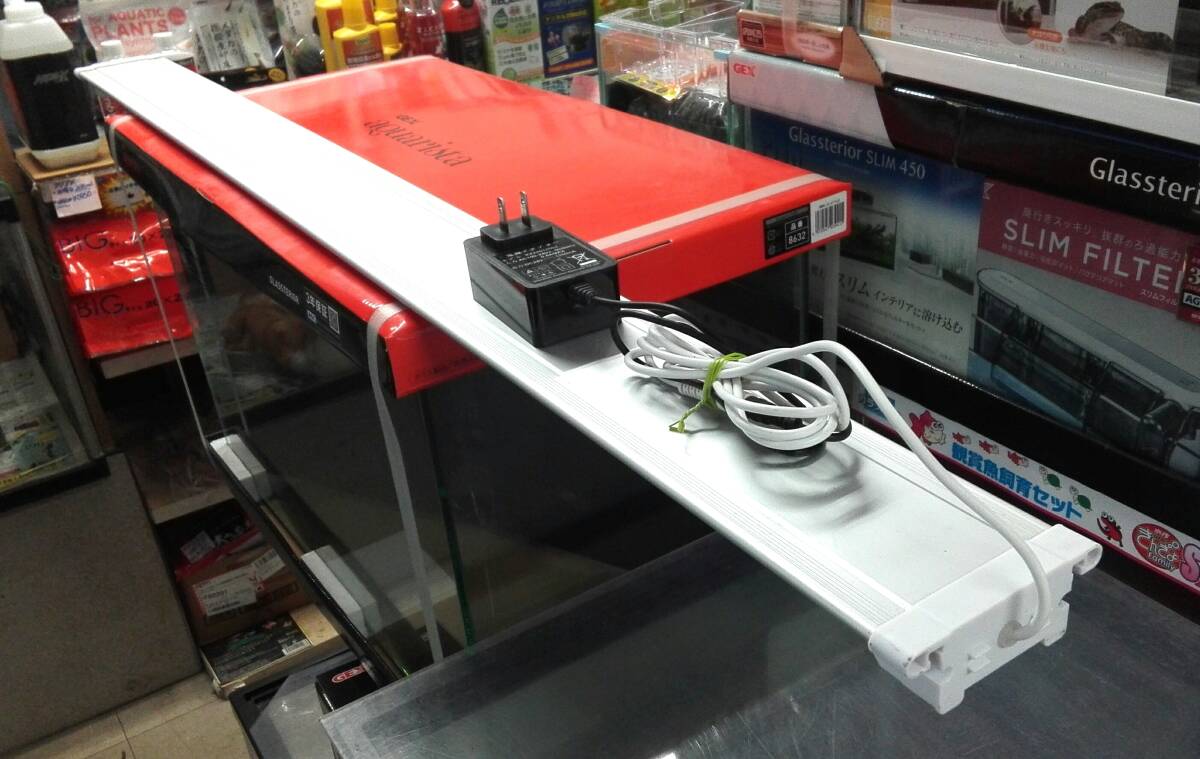 OASISAQUA店舗使用在庫ラスト! NISSO 120cmLEDライト 完動美品拍卖