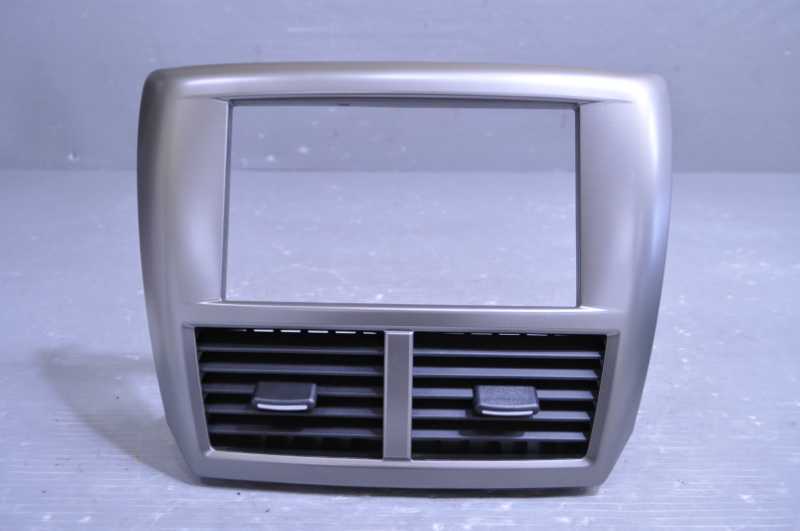 インプレッサ 15S 前期(GH2) 純正 破損無 取付OK 動作保証 ナビ オーディオパネル 吹出口 66110FG020 /66065FG000 k089453拍卖