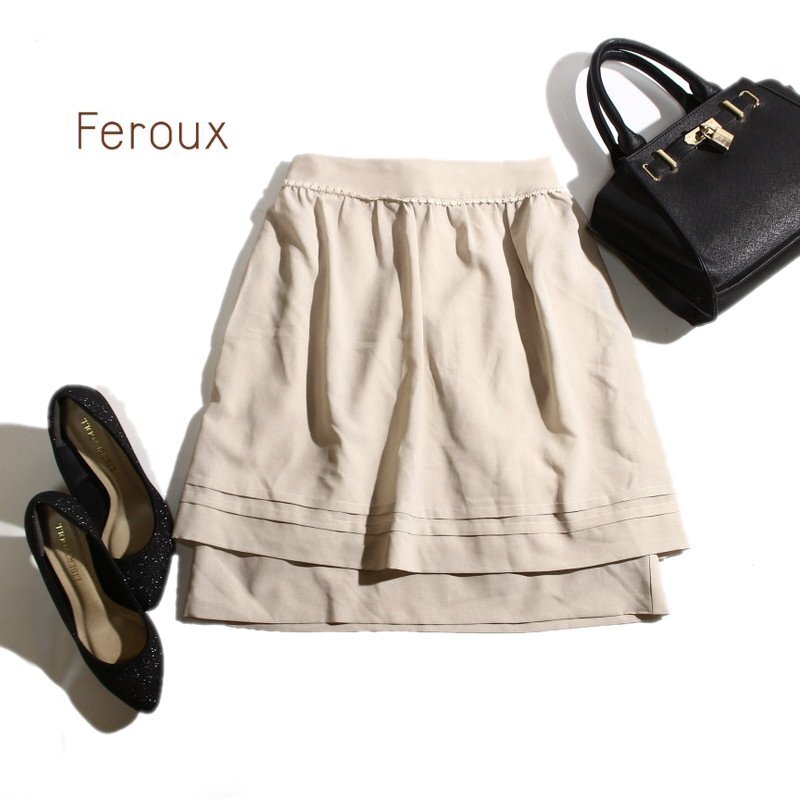 美品 Feroux フェルゥ 株) オンワード樫山 春 夏 薄手 オーガンジー レース フレアスカート 1 ベージュ S 可愛い フォーマル 綺麗 オフィス拍卖