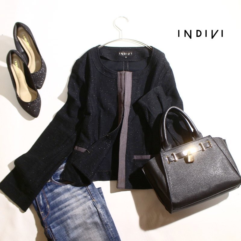 美品 インディヴィ INDIVI 株) ワールド 春 夏 コットン ラメ ノーカラージャケット 9号 38 ブラック フォーマル 通勤 オフィス セレモニー拍卖