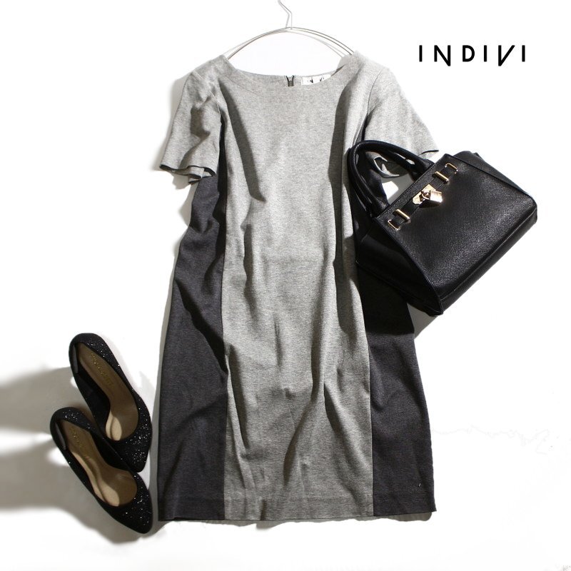 美品 インディヴィ INDIVI 株) ワールド 夏 2色切替 スエット素材 半袖 ワンピース コットン サイド切替 タイト 7号 36 グレー 綺麗め拍卖