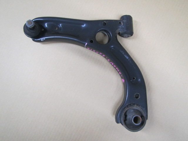 ダイハツ キャストスポーツ LA250S H27年式 ■左フロントロアーアーム 中古 ★213073拍卖
