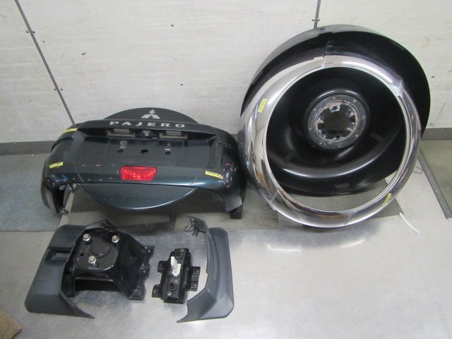 【個人宅配送不可】三菱 パジェロ V98W H21年式 ■スペアタイヤキャリアケース 中古 ★213322拍卖