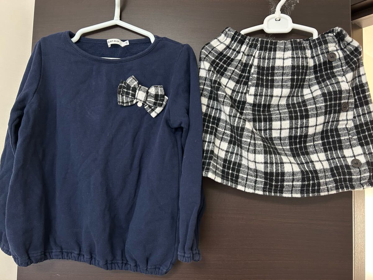 BeBe ベベ/長袖トレーナー&スカートセット/上下セットアップ/サイズ130/紺、ネイビー系、白黒チェック拍卖