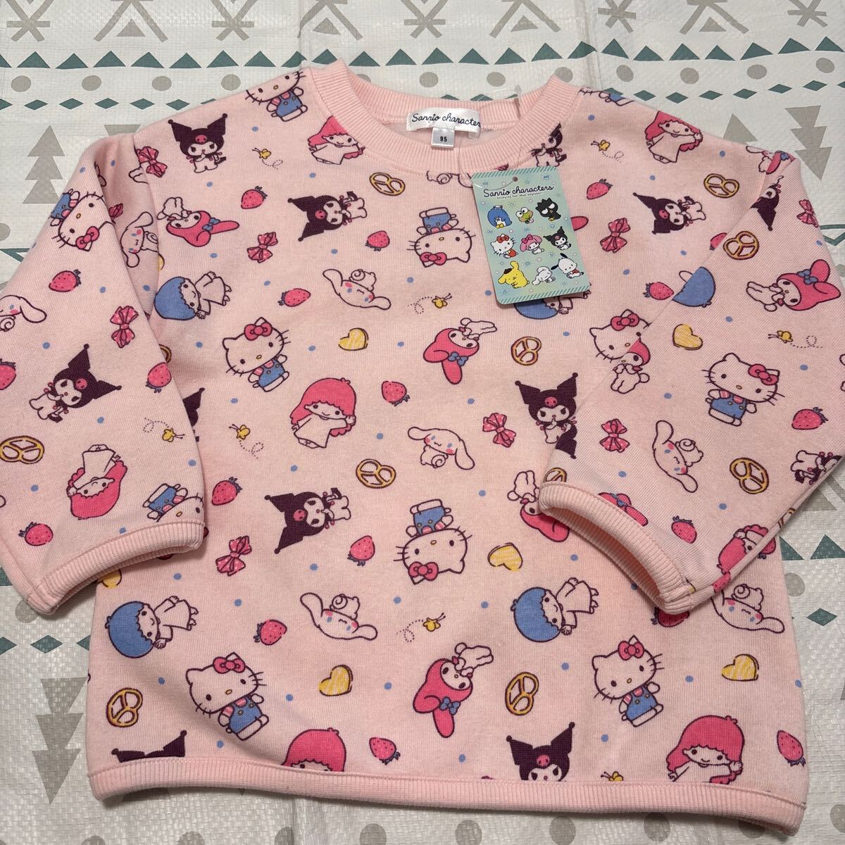 長袖トレーナー 裏起毛 Sanrio キティちゃん マイメロ クロミ 95拍卖