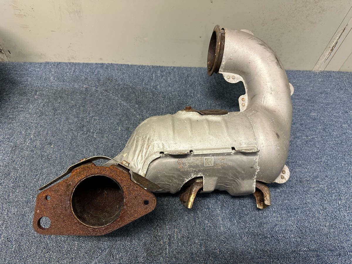 ②ルノー メガーヌ スポール 触媒 ジャンク品 素材用などに キャタライザー コンバーター拍卖