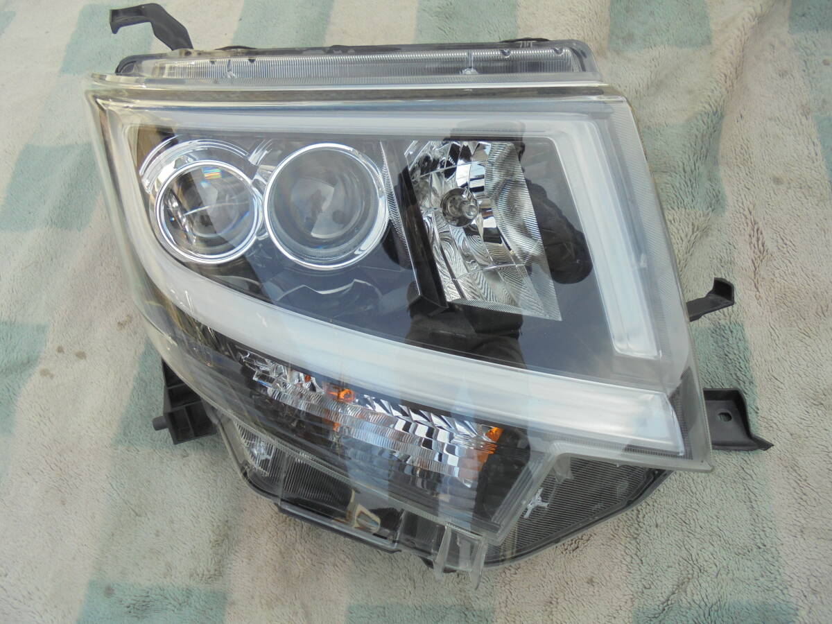 ムーヴ カスタム LA150S.LA160S 前期 純正 右ヘッドライト LED 打刻CR KOITO 100-69010 7171拍卖