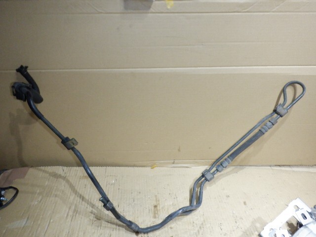 FC3C サバンナ RX-7 純正 パワステ クーラー パイプ 径約10.1ミリ 70718/H3拍卖