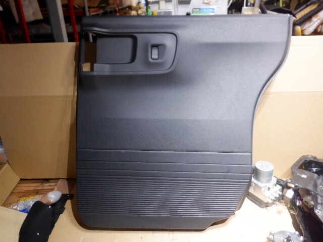 N BOX カスタム JF5 純正 右 リア ドア トリム 内張 70765/H拍卖