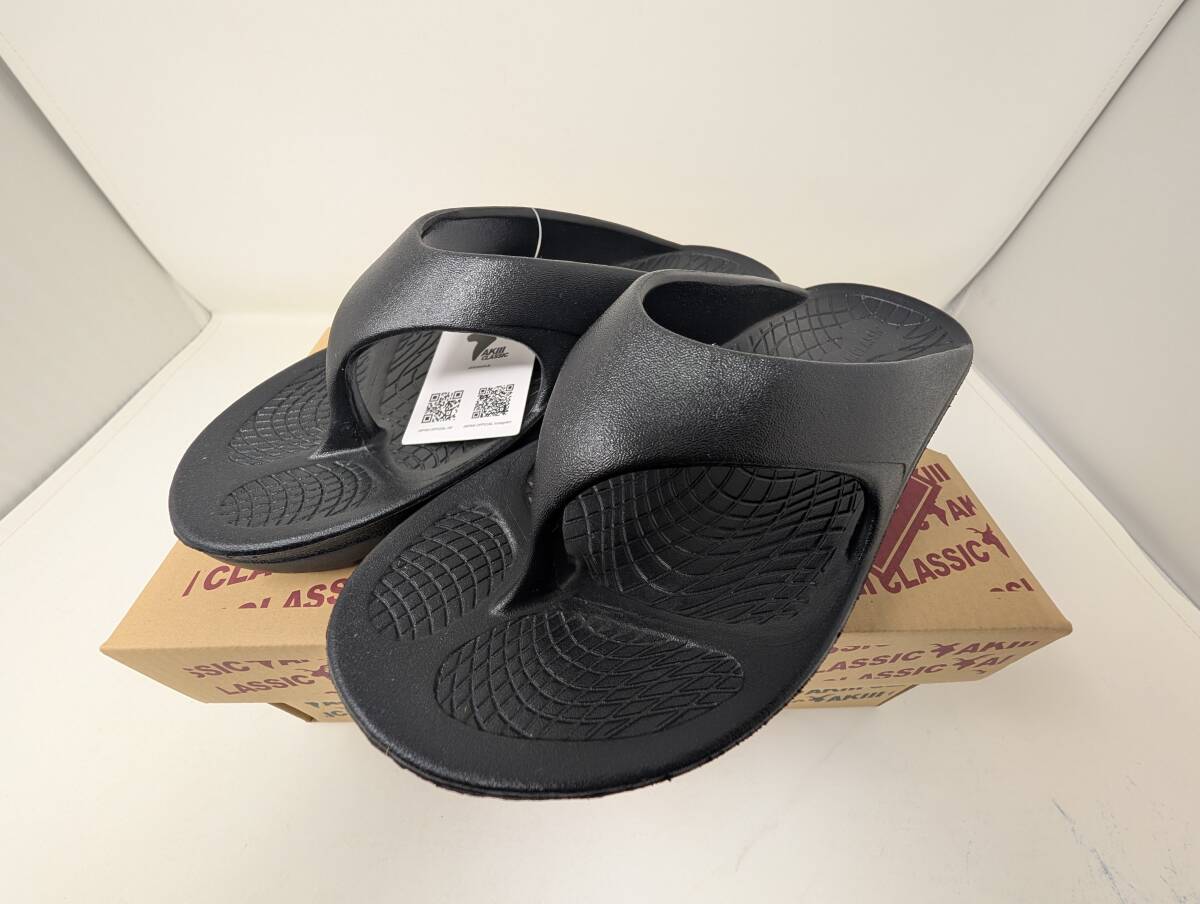 AKIII CLASSICがお買い得★新品未使用 AKIII CLASSICレディースサンダル ブラック 25.0センチ人気の韓国ブランドおすすめです拍卖