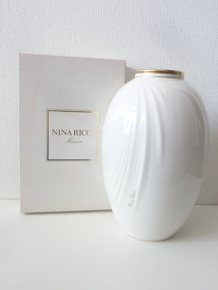 未使用 NINA RICCI ニナリッチ 花瓶拍卖