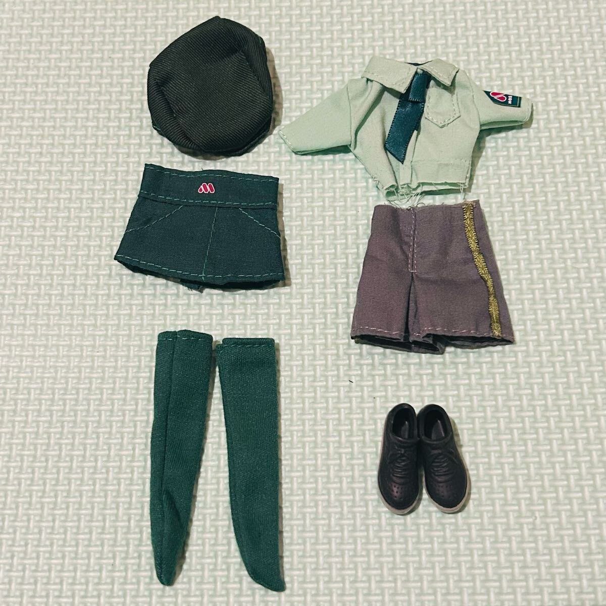 ワンピース破損 リカちゃん モスバーガー ショップ ドレスセット 帽子 エプロン 靴下 靴 タカラトミー拍卖