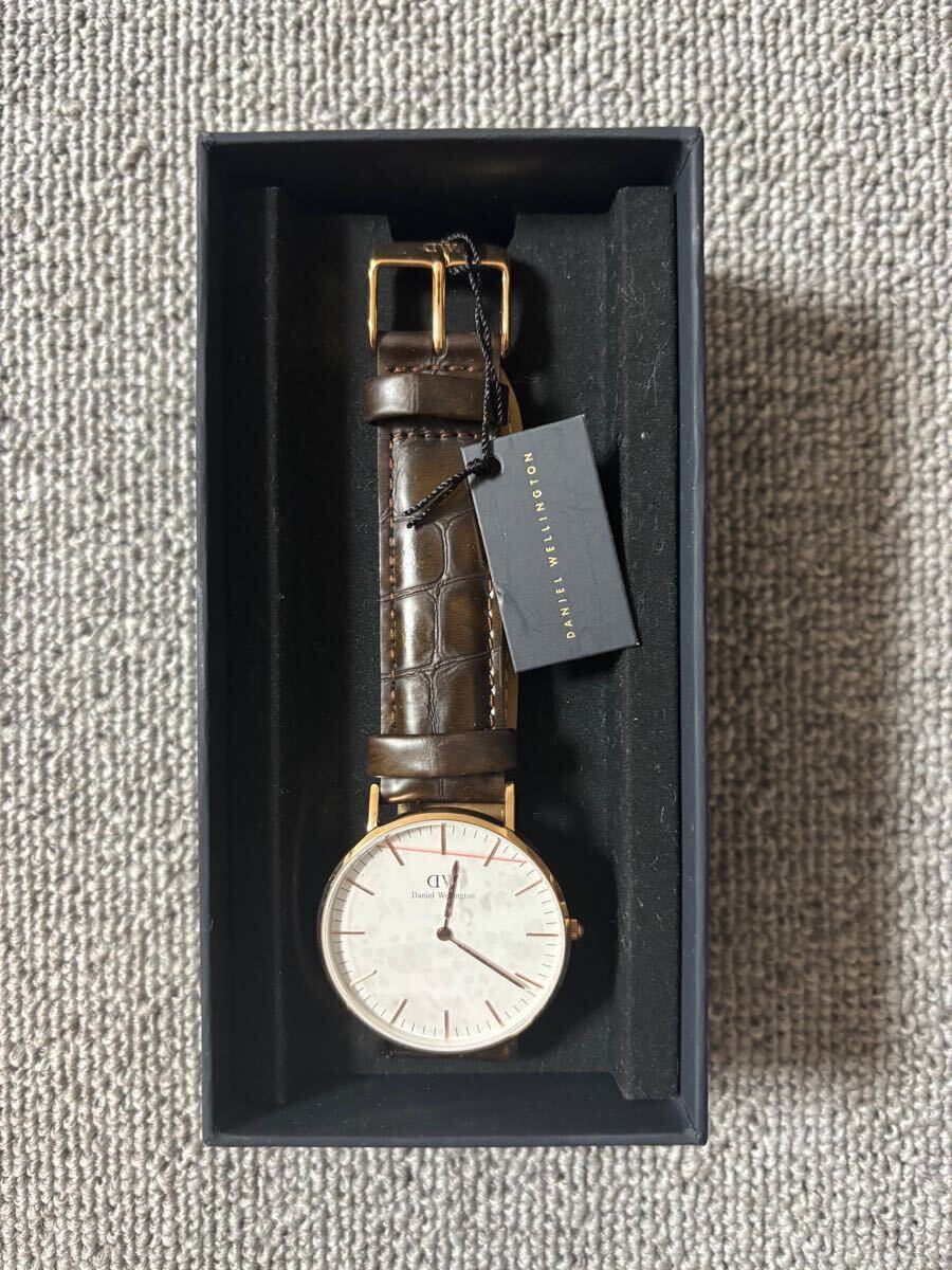 0510DW Daniel Wellington Womens Classic York Analog Quartz Brown Leather Watch ダニエル ウェリントン レディース 腕時計 未使用拍卖