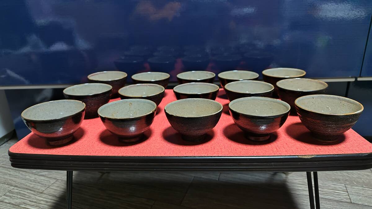 和食器 酒器 盃 昭和レトロ アンティーク 骨董 古道具 黒 状態いろいろ 15客 当時物 長期保管品拍卖