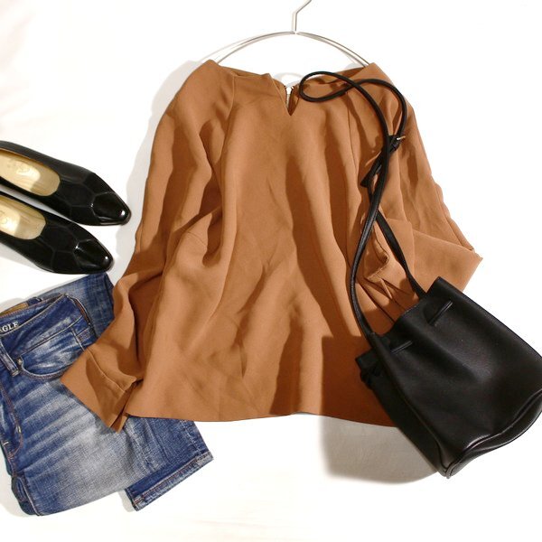 美品 EMMEL REFINES エメル リファインズ ゆったり綺麗め バックジップ スーツ生地 カットソー F 春 秋 25D02拍卖