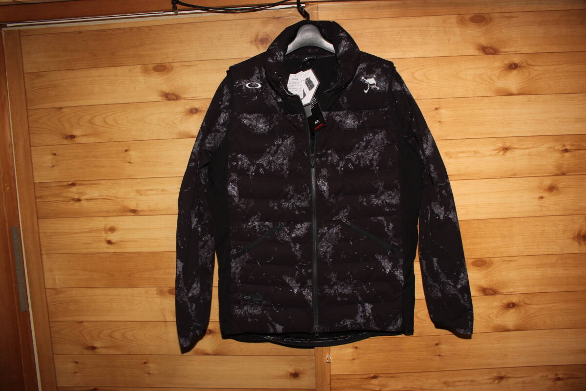 未使用 M 黒 オークリーOAKLEY スカル ゴルフダウンベスト 2wayジャケット FOA405725 送料無料即決  SKULL TRANSFORM DOWN拍卖