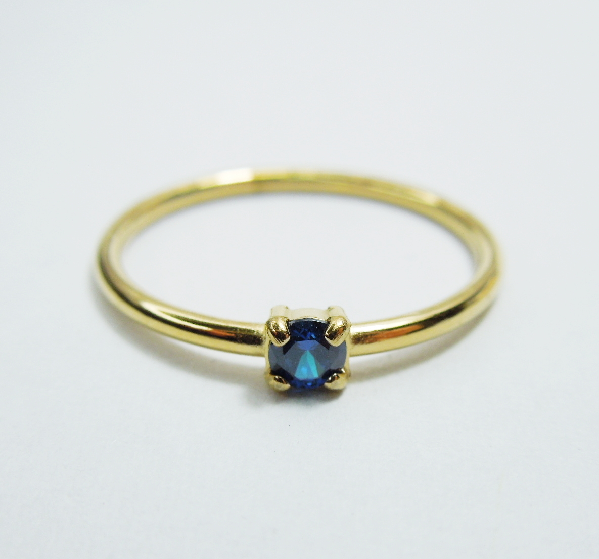 約12号弱 ステンレス サファイア カラージルコニア ストーン3mm 新品 未使用 ステンレス製 ジルコニア シンプル ソリテール ストレート拍卖