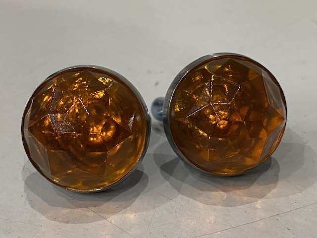 カット有りガラスレンズナンバースクリューアンバー拍卖