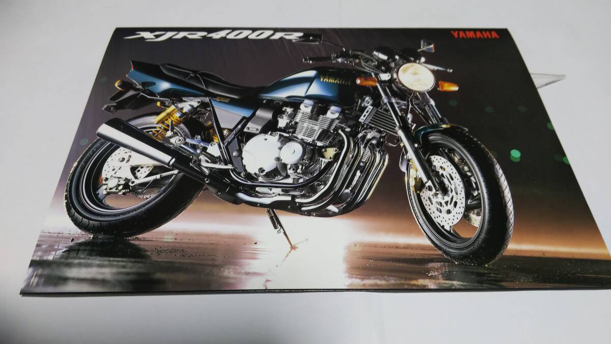 1998年6月販売ヤマハXJR400Rのカタログです。拍卖