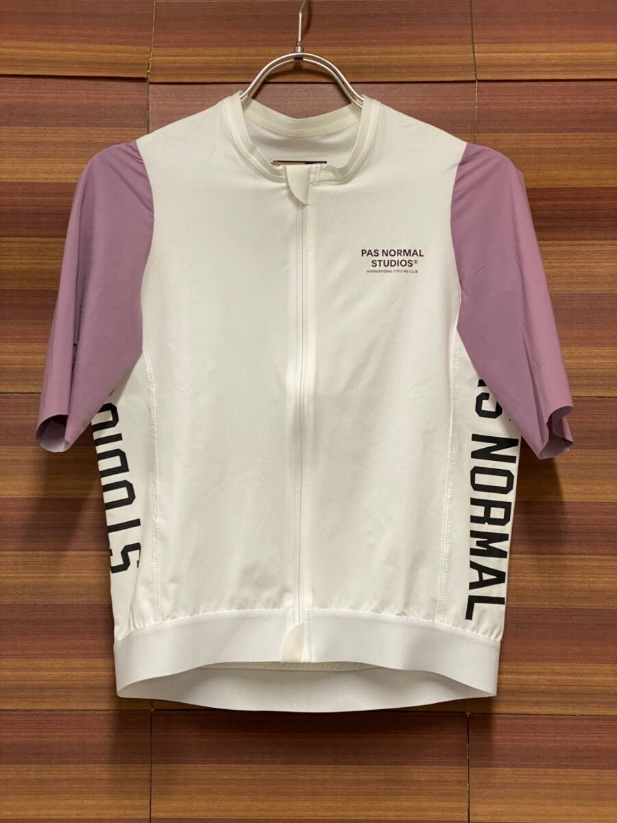 IU942 パスノーマルスタジオ PAS NORMAL STUDIOS SOLITUDE 半袖 サイクルジャージ 白 パープル S拍卖