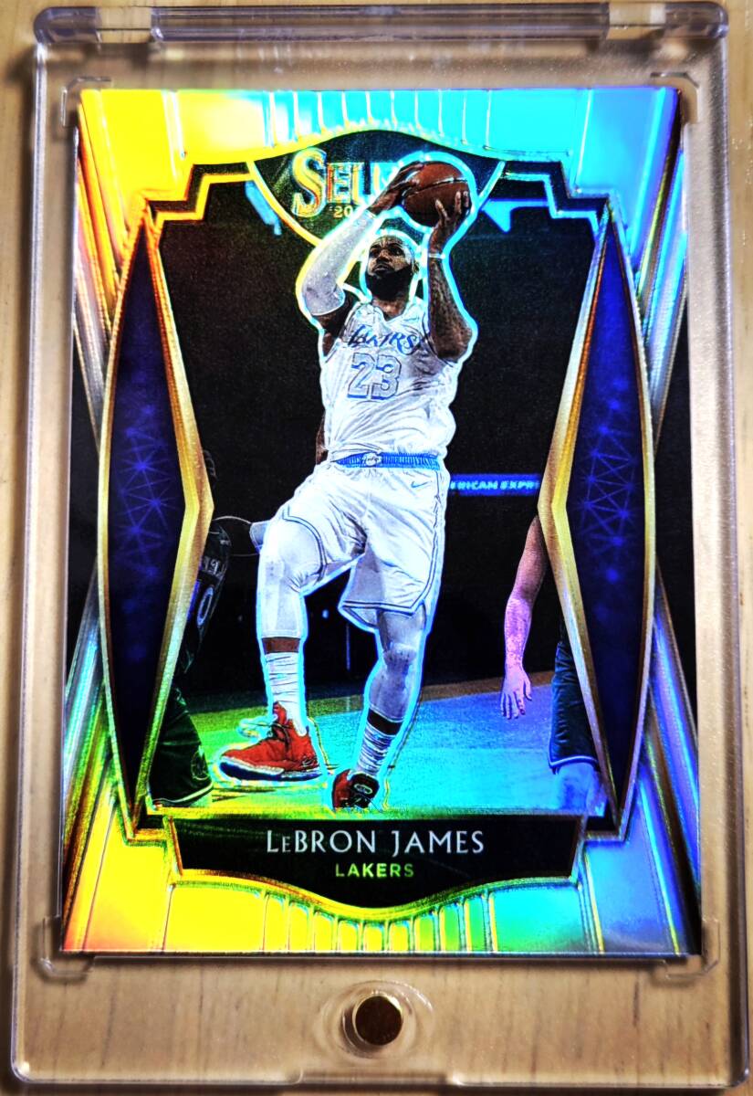 レア 2020 -21 Panini Select Prizm Silver Premier Level LEBRON JAMES / レブロン ジェームズ Refractor Holo (4x NBA Champions) NIKE拍卖