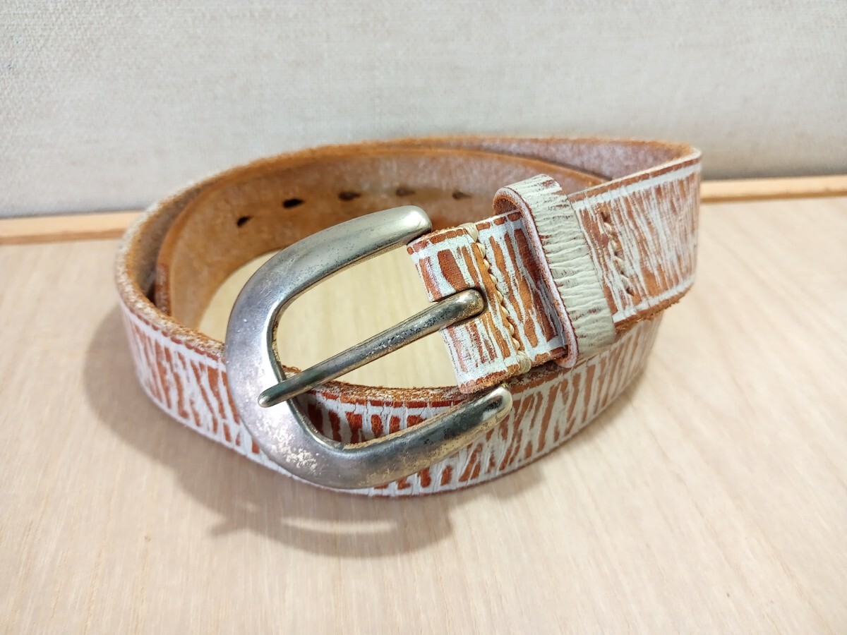 FULLCOUNT 一枚革ベルト ダメージ加工 サイズ32 ウエスト77cm~88cm 38mm幅 白色系拍卖