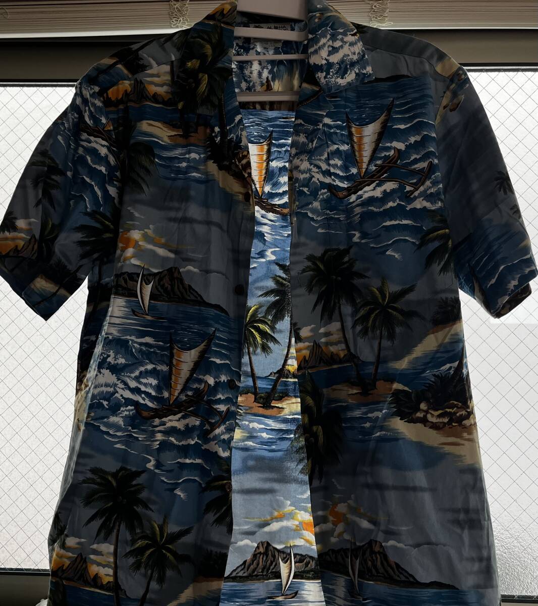 【アロハシャツ】ALOHA REPUBLIC ハワイ製 希少入手困難品 送料無料拍卖