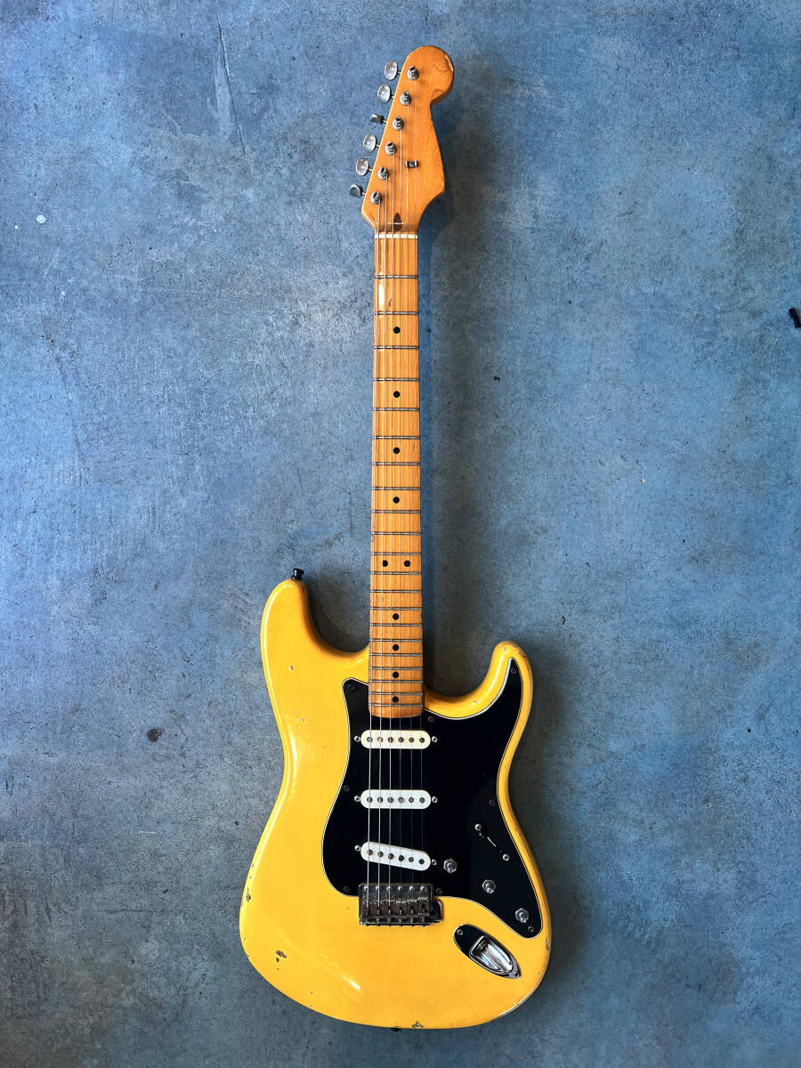 Fender USA American Vintage '57 Stratocaster - Vintage White 1998年製拍卖